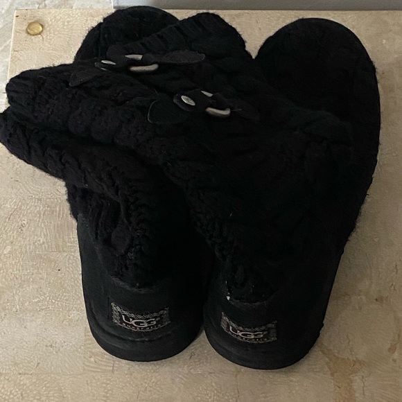 UGG black sweater boots - Picture 2 of 4
